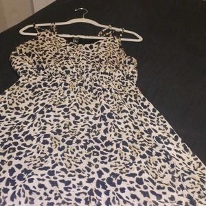 Forever 21. Medium (runs slightly large) Leopard Print.